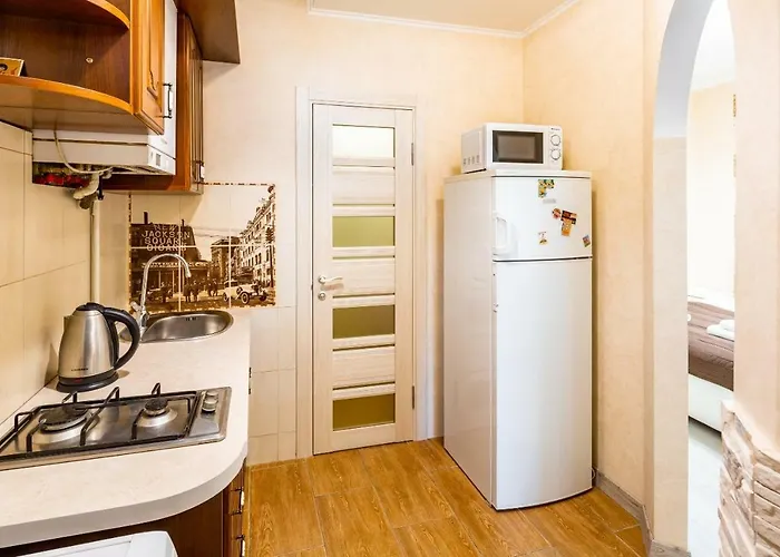 Cute In The Center *